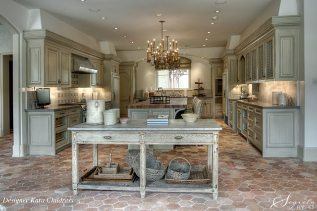 Kara Childress designed French kitchen. Segreto Finishes. Come see more interior design inspiration with Exquisite Plaster Walls, Finishes and Segreto Stone.#plaster #walls #finishes #segreto #interiordesigninspiration