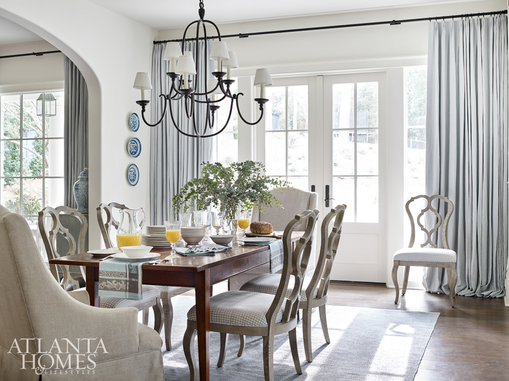 blend of old and new dining room
