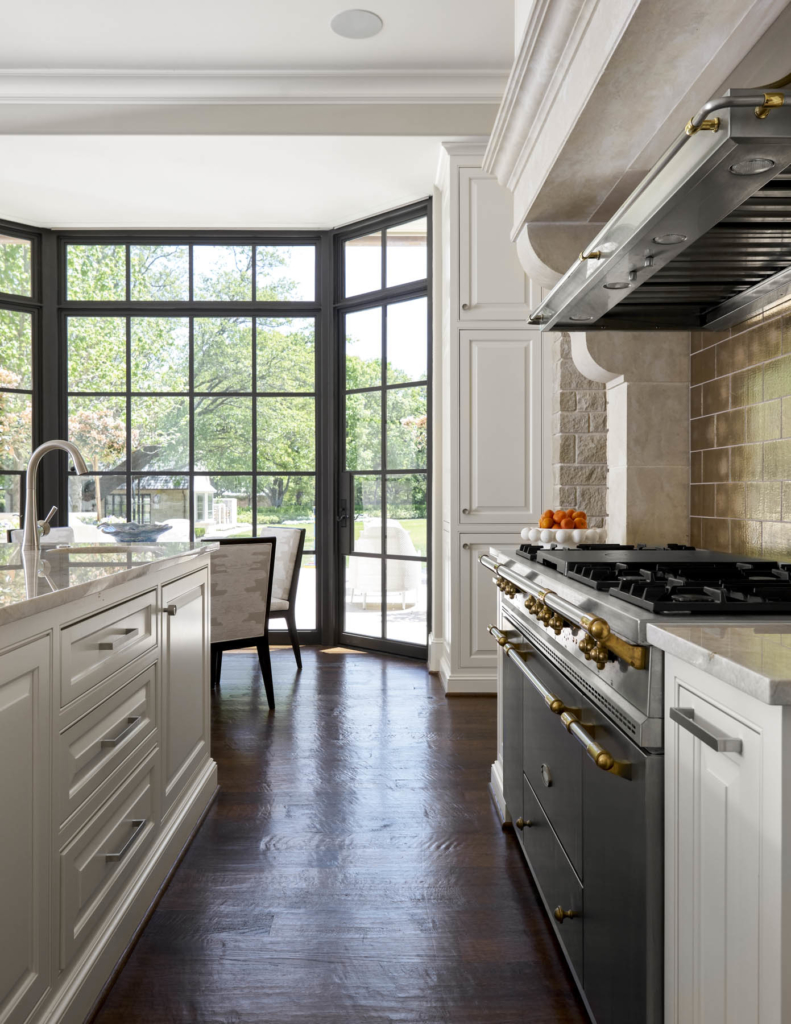 Jenkins Interiors kitchen with bay window and hardware