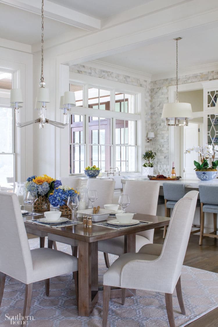 Palmetto Bluff dining room from Tina of The Enchanted Home