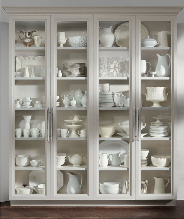 karen williams St Charles new York kitchen cabinet with white porcelain