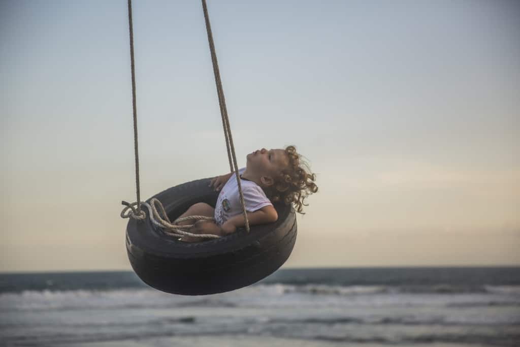 Johnny Cohen Photography - Sweet Days of Summer - tire swing