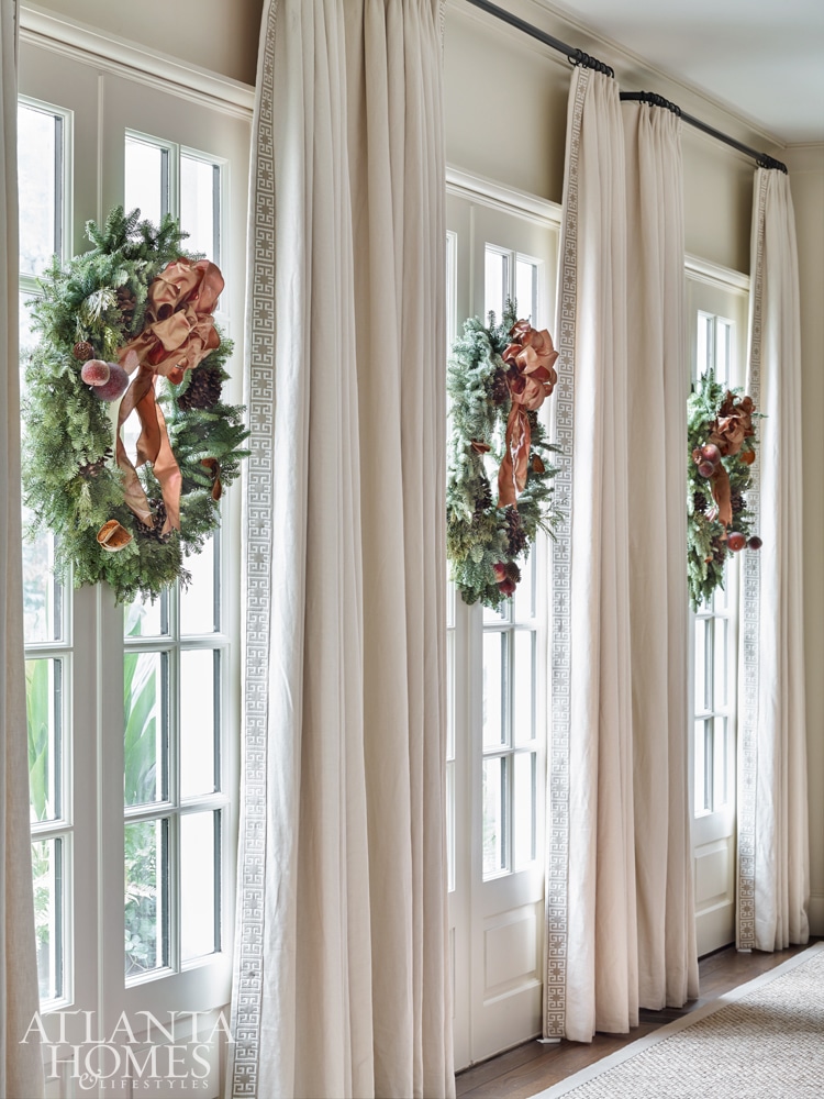 English Manse living room decorated for christmas|Winter wonderland -Atlanta Homes & Lifestyles | D. Stanley Dixon Architect | Lynne T. Rankin Design | Emily Followill Photography