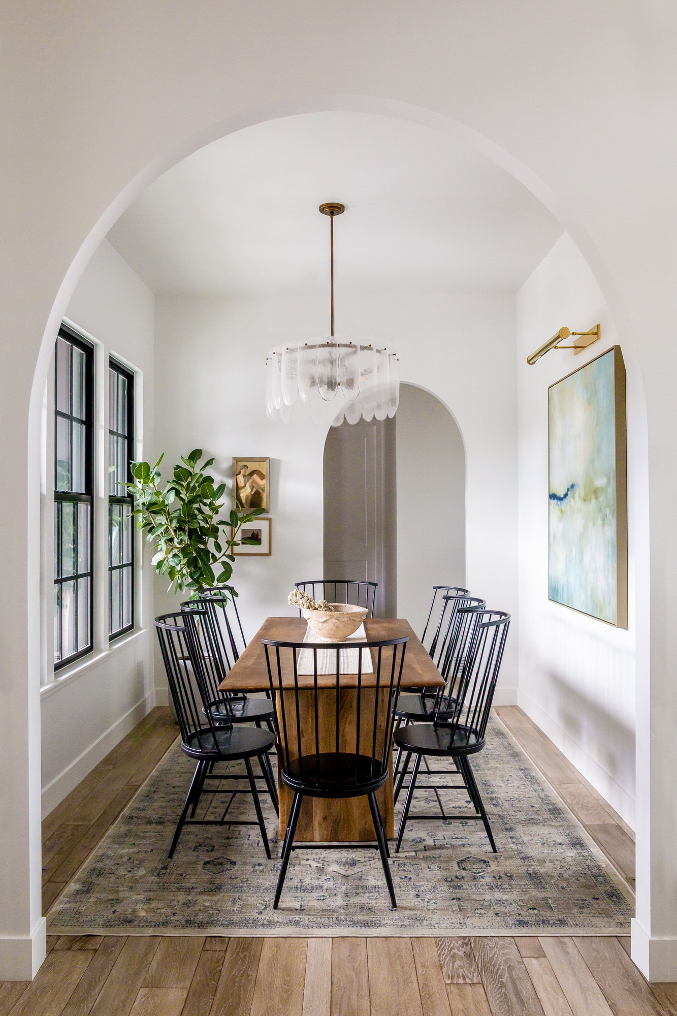 House of Jade Interiors | Lindsay Salazar Photography Devine home dining room