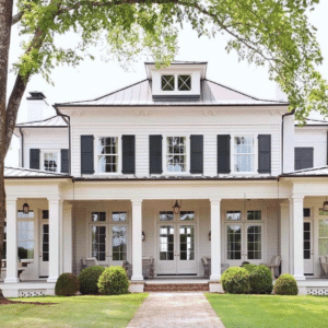 10 Favorite White Houses with Plenty of Curb Appeal & More