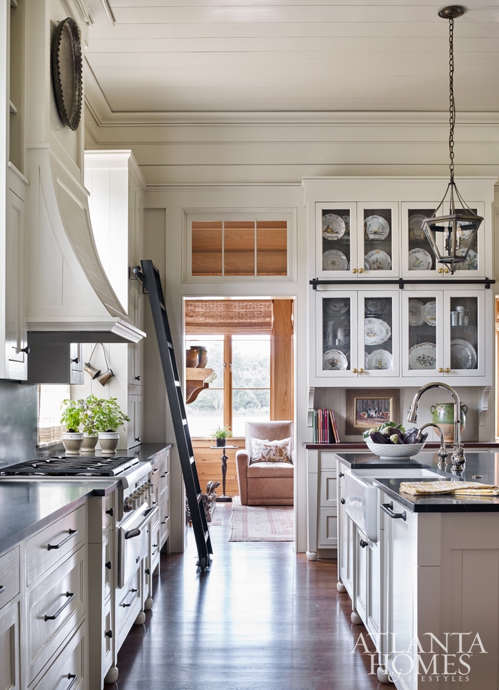 These kitchens have us teeming with inspiration,Atlanta Homes & Lifestyles | Designer: Melanie Turner | Builder: Stan Benecki