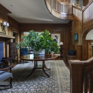 House tour: Chicly Elegant in New Canaan