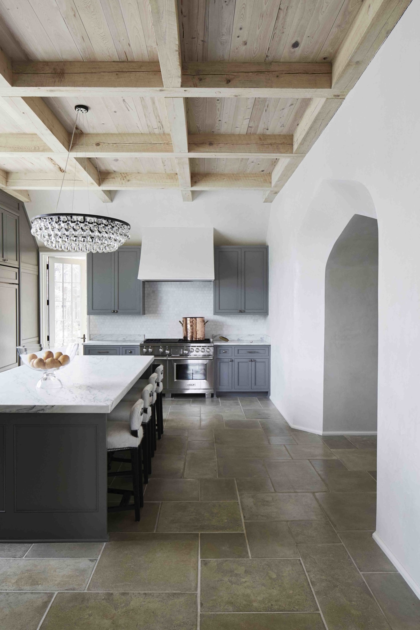 Jeffrey Dungan Architect | William Abranowicz Photography | kitchen | kitchen design | kitchen decor | kitchen remodel beams | wood beams