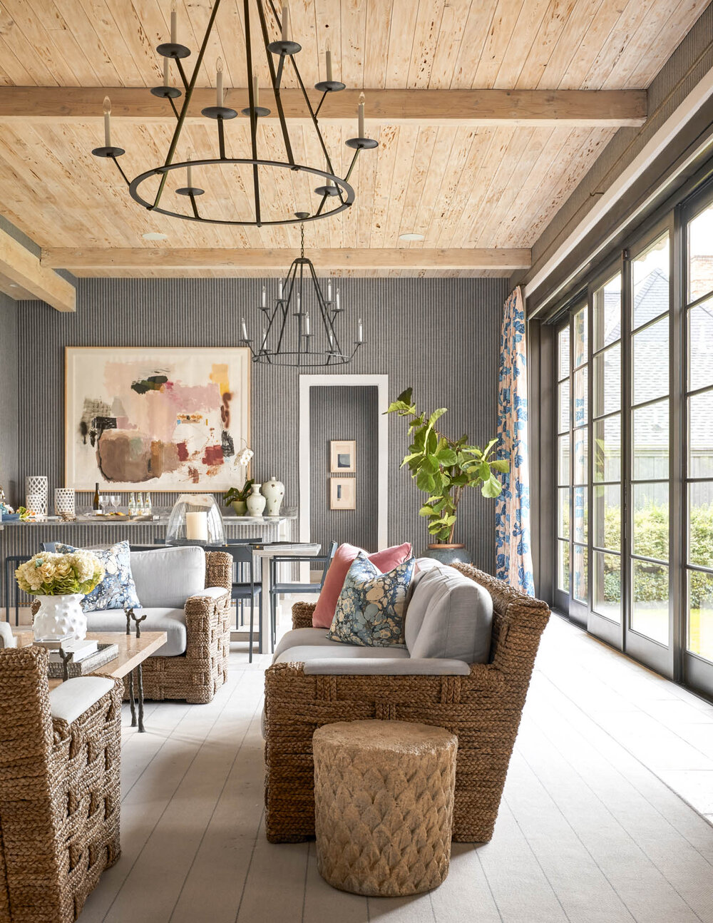 Delightful Dallas home from Designer Mary Beth Williams | Photography Nathan Schroder. Love the family room with the wood beam ceiling and the woven textured furniture int the interiors