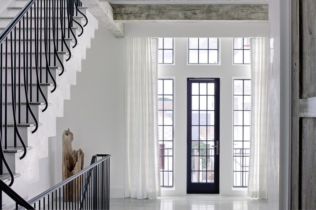 Jeffrey Dungan Architect | William Abranowicz Photography. | staircase | landing | stairs | french doors