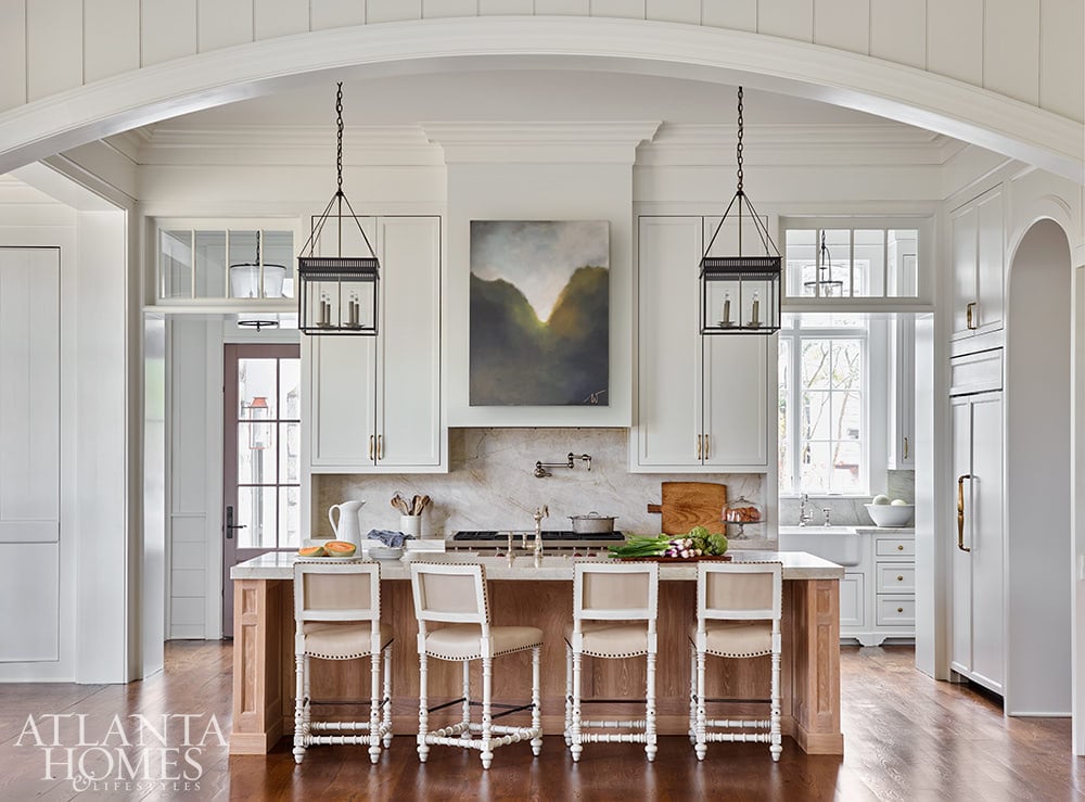 Interior Design: Melanie Milner and Katie Moorhouse of Design Atlelier - Photography: David Christensen - kitchen - kitchen design - kitchen decor - kitchen essentials -Southern Home with Plenty of Style