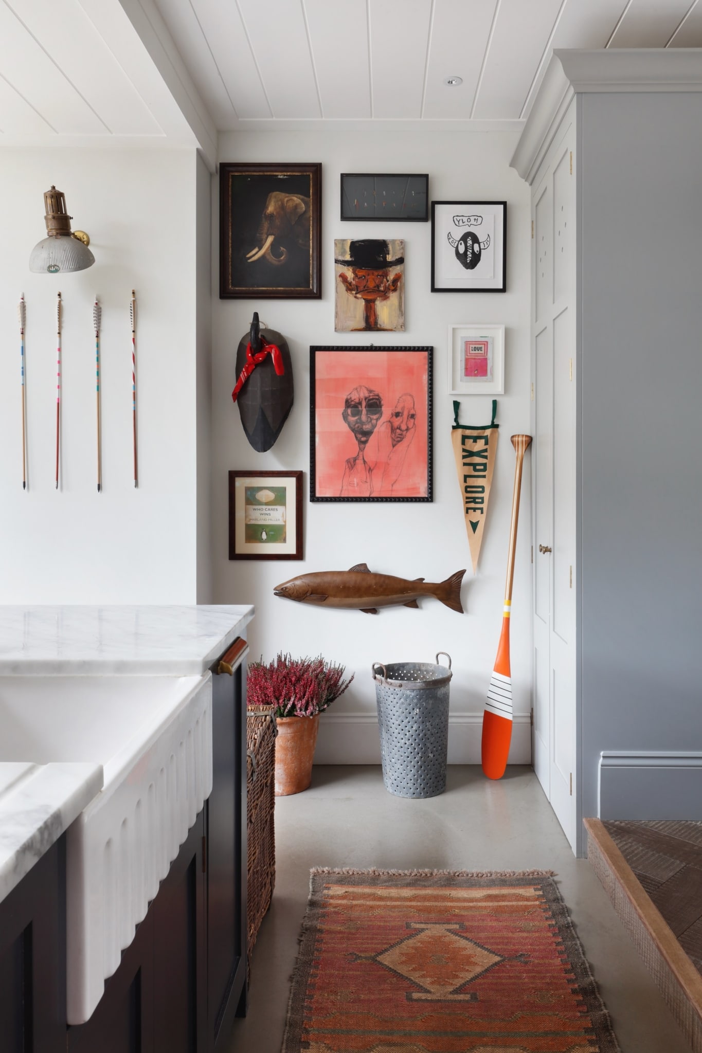 HÁM INTERIORS - kitchen - kitchen remodel - kitchen inspo - kitchen inspiration - kitchen design - kitchen decor - gallery wall -London designer