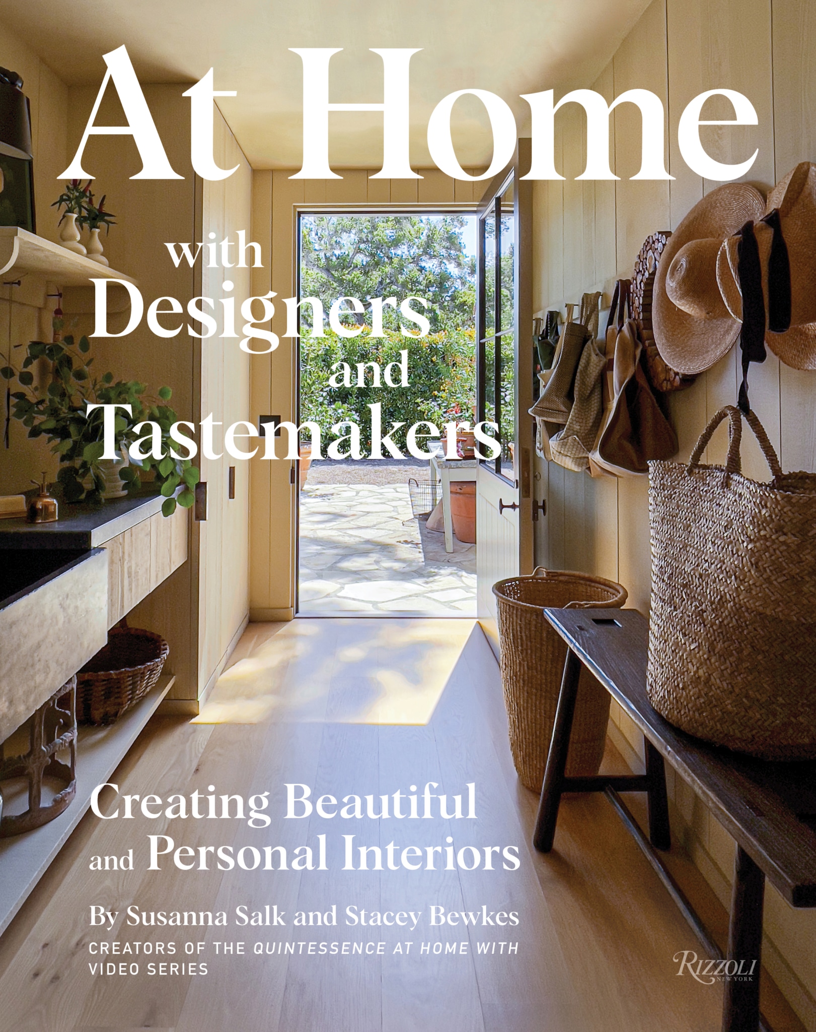 At Home with Designers and Tastemakers - Susanna Salk author and Stacey Bewkes Photography