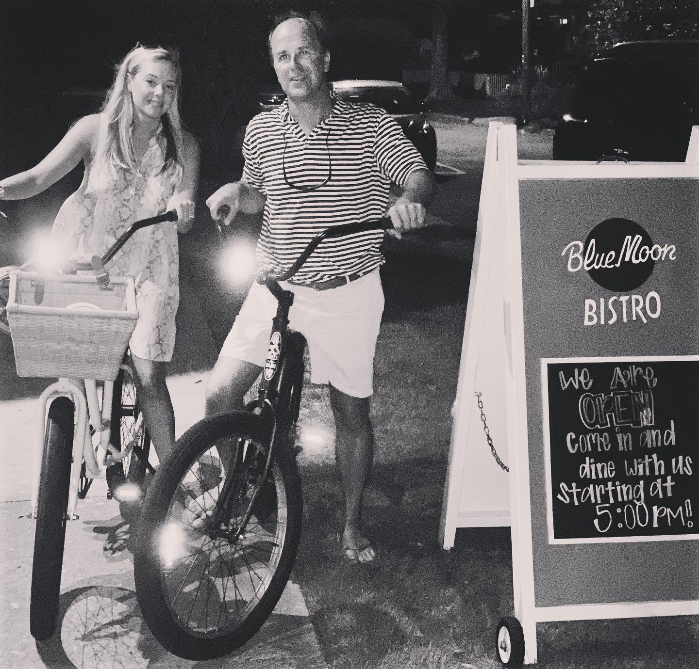 Date night with my fave @wshiiidds at our fave @bluemoonbstro. 🌙 🌝 The bikes just make it better. Can’t say why 🚲 🤷🏼‍♀️ 

Beaufort is great all year long but summer is a sweet and special magic. ⭐️🥂

#BlueMoonBistro #BeaufortNC
