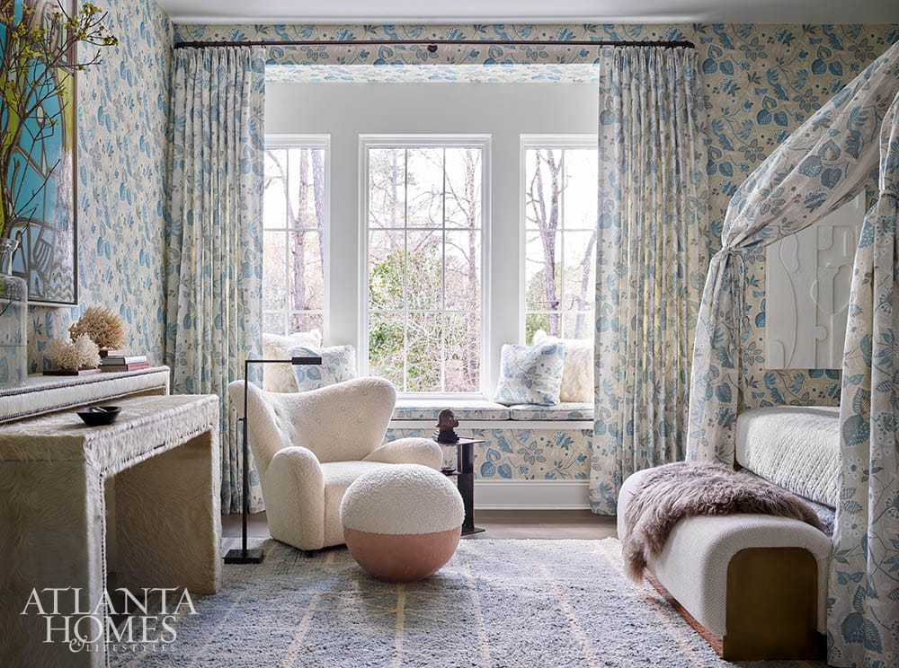 Source: Atlanta Homes & Lifestyles | Design: Stephanie Jarvis, Inc | Photography: Emily Followill, bedroom, canopy bed, bedroom design