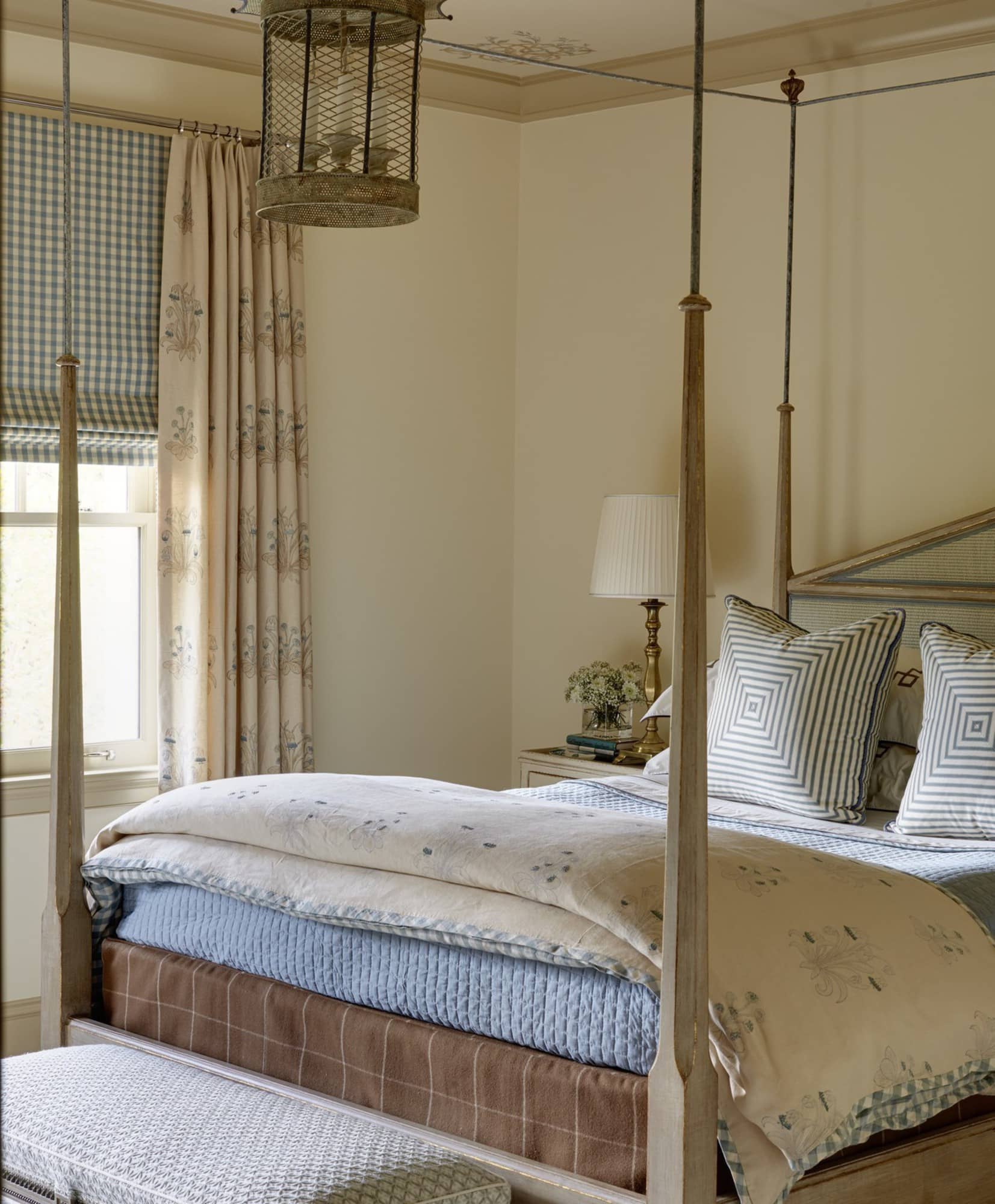 Refined yet laid-back, elegant yet welcoming, Marshall Watson creates beautiful spaces that feel like home. Luke White Photography -bedroom, canopy bed, stool at the end of bed