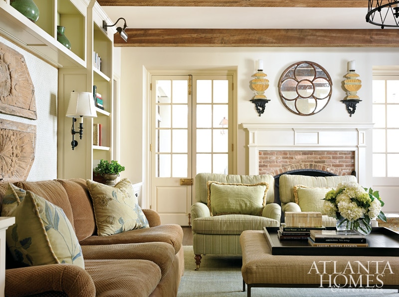 love at first sight - Architecture: Stan Dixon, Interiors: Liz Williams, Photography: Emily Followill, family room, wood beams