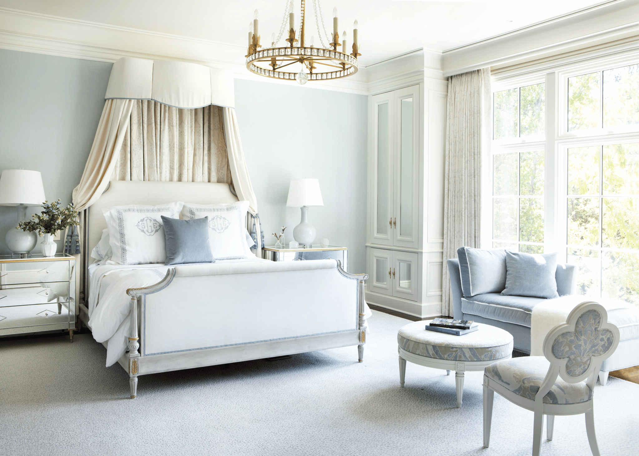 Suzanne Kasler Edited Style, interior design, interiors, bedroom, blue and white bedroom