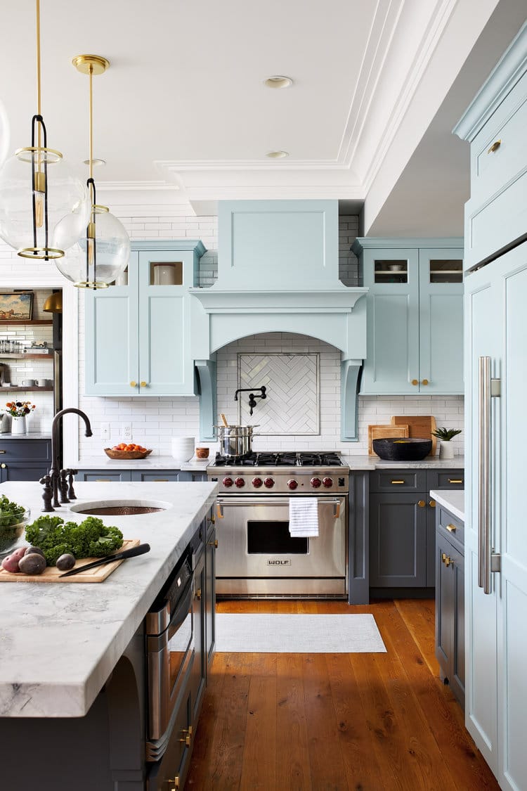 Zoe Feldman Design kitchen -Photographer: Stacy Zarin Goldberg | blue kitchen, kitchen design, kitchen update, kitchen remodel