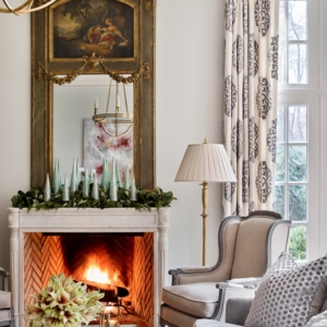 Tour an Atlanta Home Dressed in Holiday Style