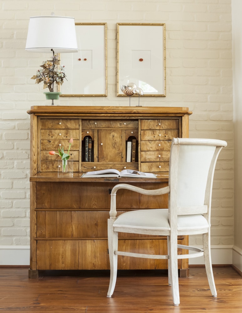 Collins Interiors - Nathan Schroder Photography - styling a chest 