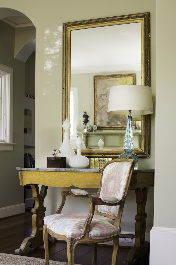 Collins Interiors - Nathan Schroder Photography - styling a chest 