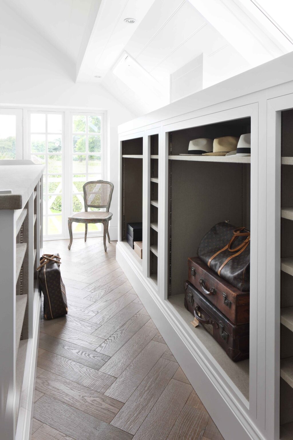 Creating a Cozy and Luxurious Home with HÁM Interiors - Design Chic
