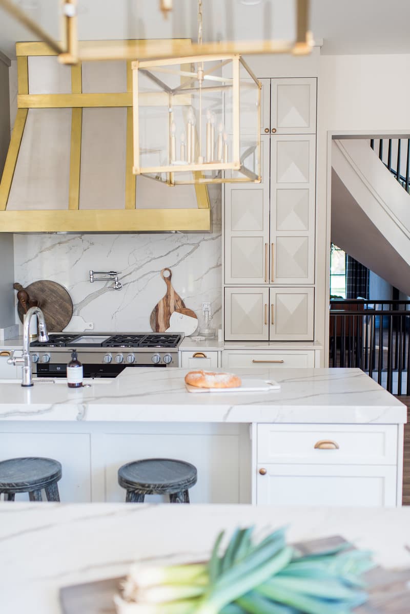 11 Kitchens Where the Cabinet Hardware Steals the Show