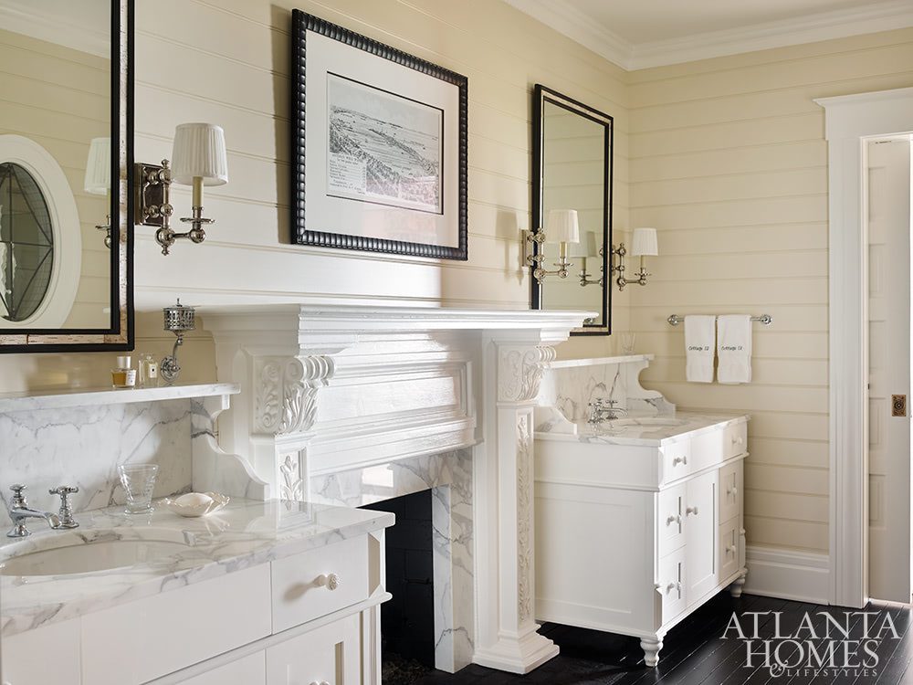 Tour a beautiful home designed by Jackye Lanham that will leave you absolutely breathless. You don't want to miss a single detail! Emily Followill Photography