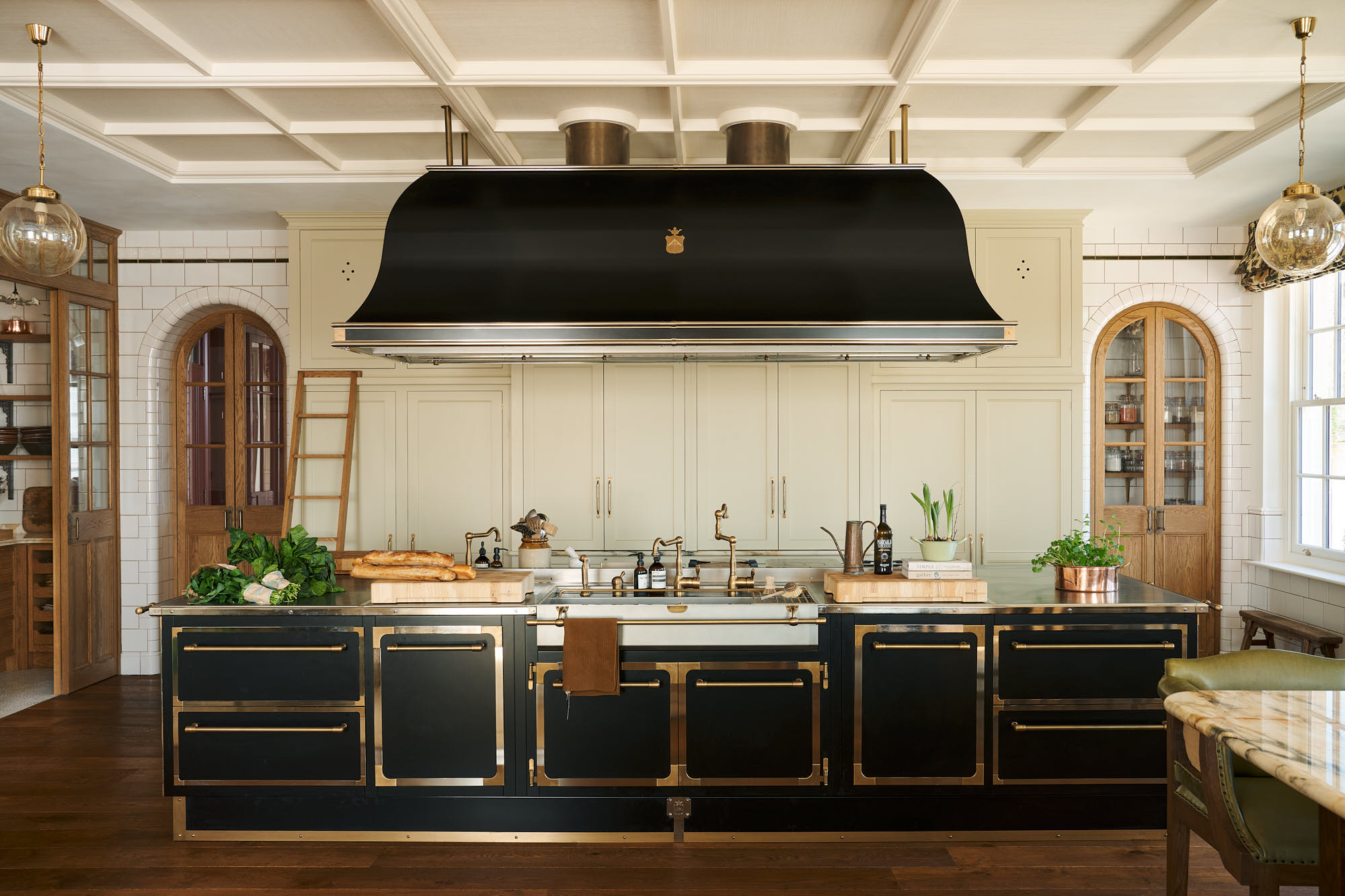 If you need inspiration for timeless kitchen design ideas, look no further than this fabulous kitchen from deVOL. This one has us teeming with inspiration! 