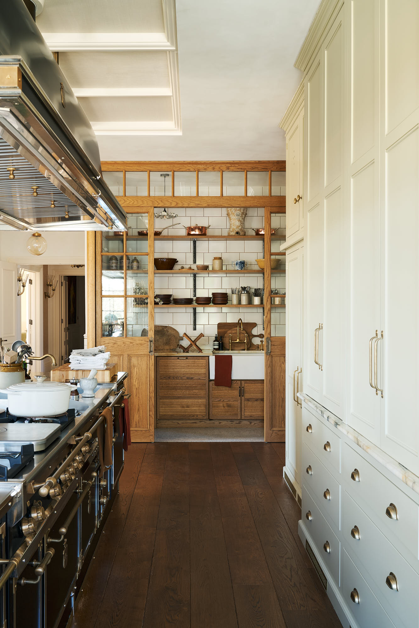 If you need inspiration for timeless kitchen design ideas, look no further than this fabulous kitchen from deVOL. This one has us teeming with inspiration! 