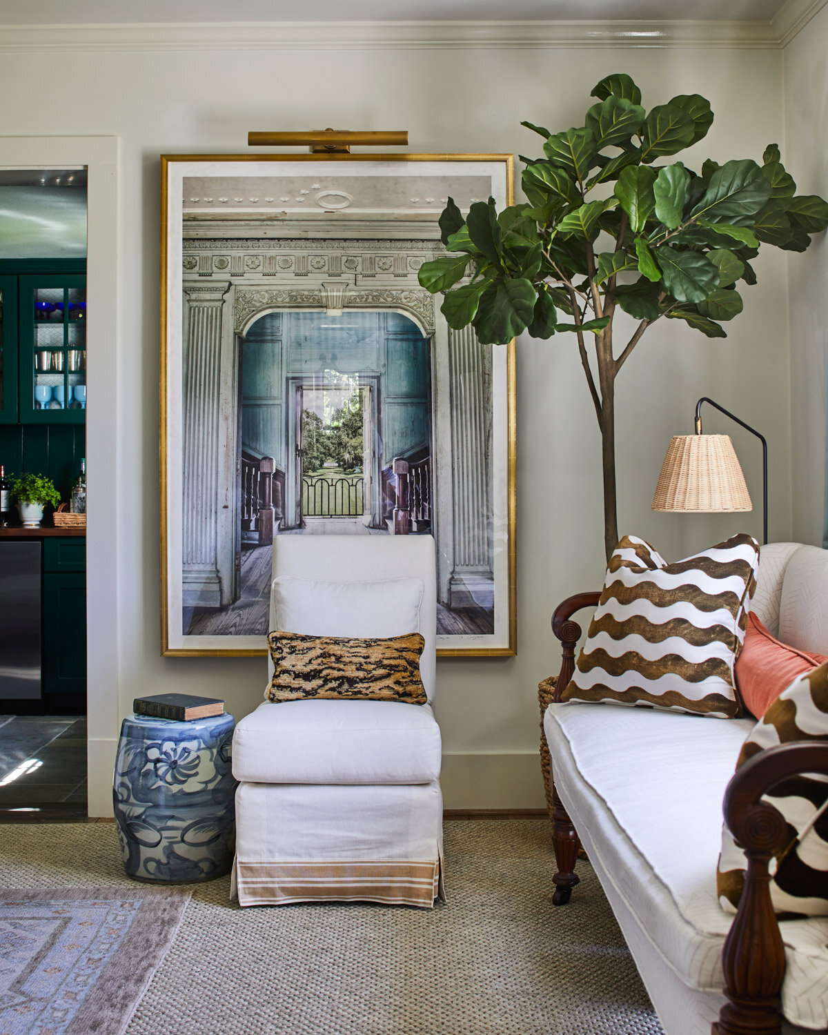 9 Lovely Living Rooms that Redefine Style and Comfort