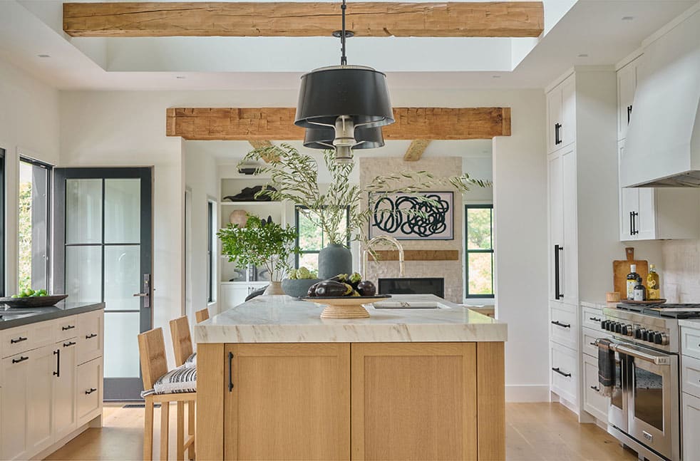 And these 11 beautiful interiors by Nina Liddle Design can't help but make us smile! We can't stop thinking about the gorgeous painted hardwood floors ... or the inviting guest room.