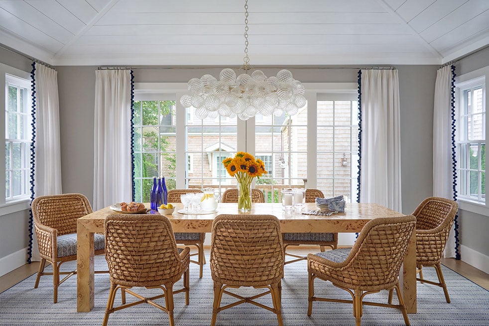 And these ten  beautiful interiors by Nina Liddle Design can't help but make us smile! We can't stop thinking about the gorgeous painted hardwood floors ... or the inviting guest room.