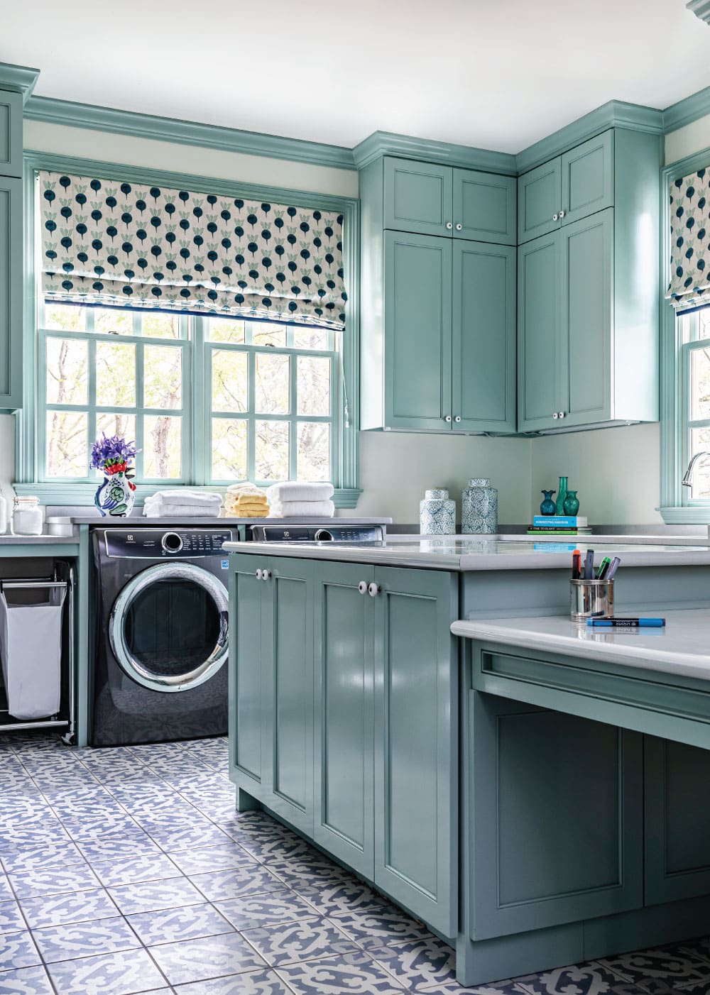 Chic, stunning interiors with just the right amount of personality are hallmarks of this talented designer’s style. Take a break, take a peek, and let us know which space of Alexa Stevenson Interiors is your favorite!