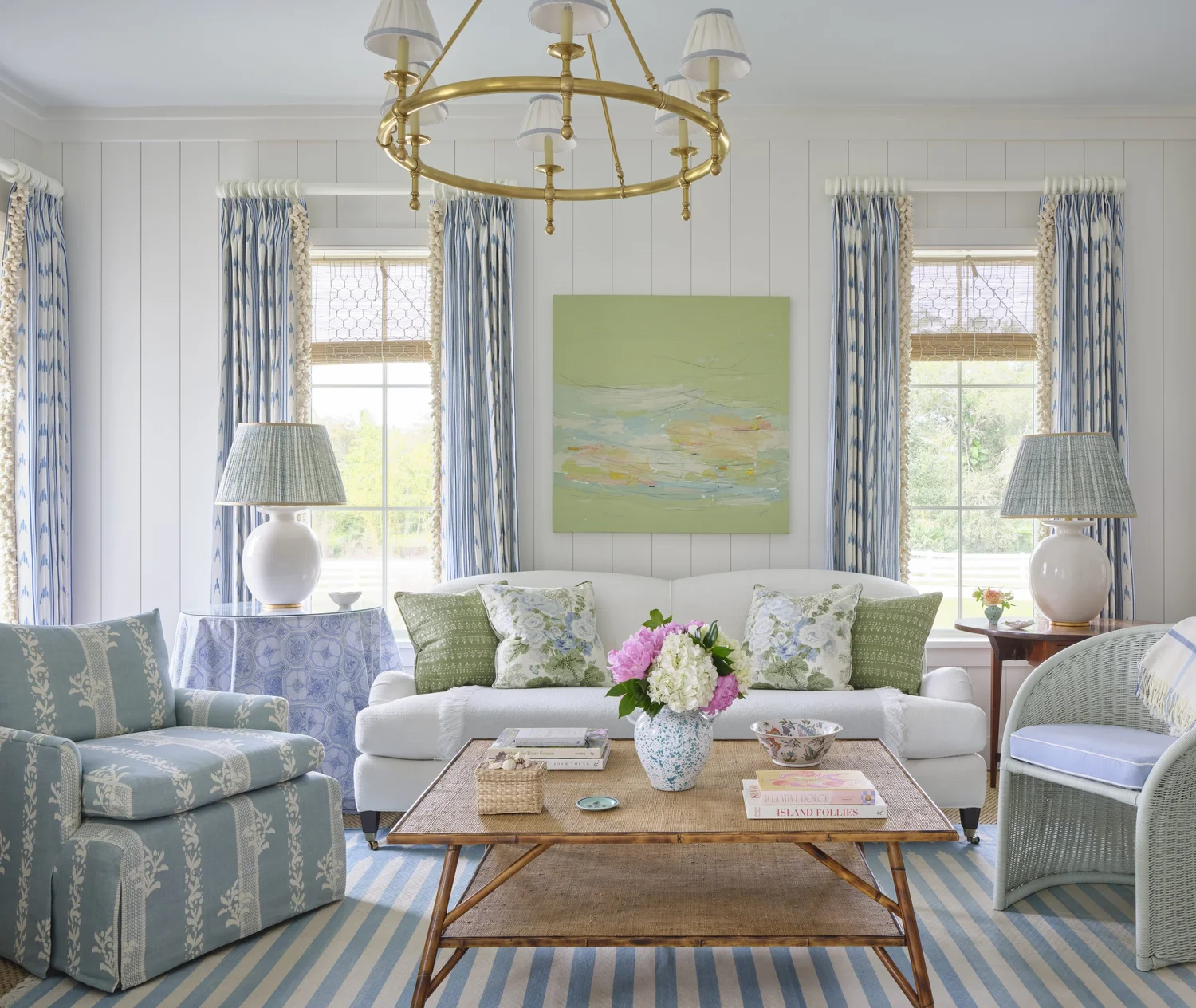 12 Coffee Table Decor Ideas to Elevate Your Living Room