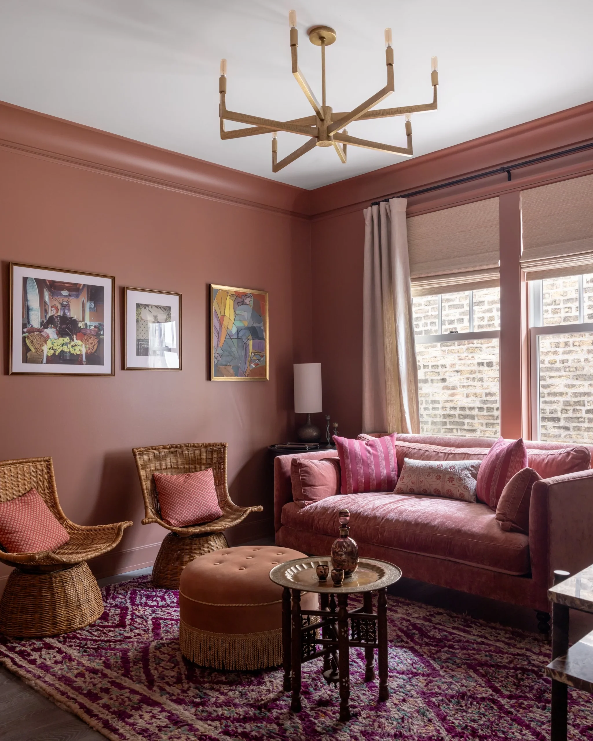 Imparfait Design Studio is celebrated for their exceptional talent in interior design that seamlessly merges timeless elegance with contemporary functionality,and these beautiful living rooms are no exception. Marta Xochilt Perez Photography