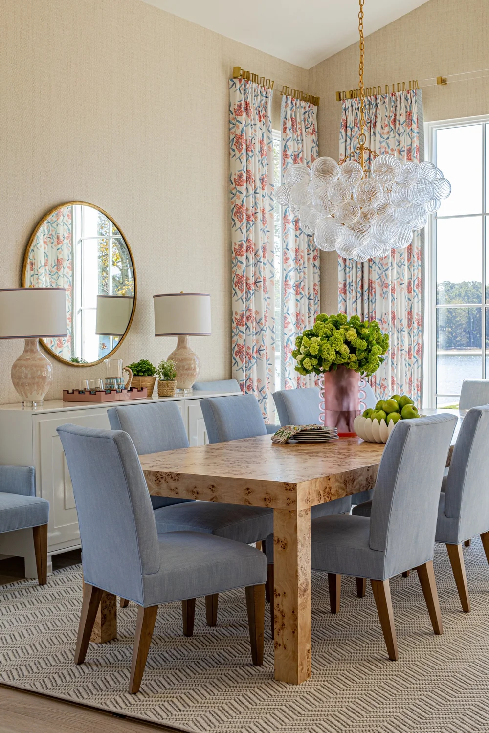 Refined yet laid-back, sophisticated yet welcoming, Mary Beth Wagner creates beautiful interiors that feel like home all so perfectly photographed by Nathan Schroder. Her unique approach to interior design revolves around capturing the essence of classic aesthetics while ensuring the spaces she designs are warm, inviting, and practical for everyday living. 