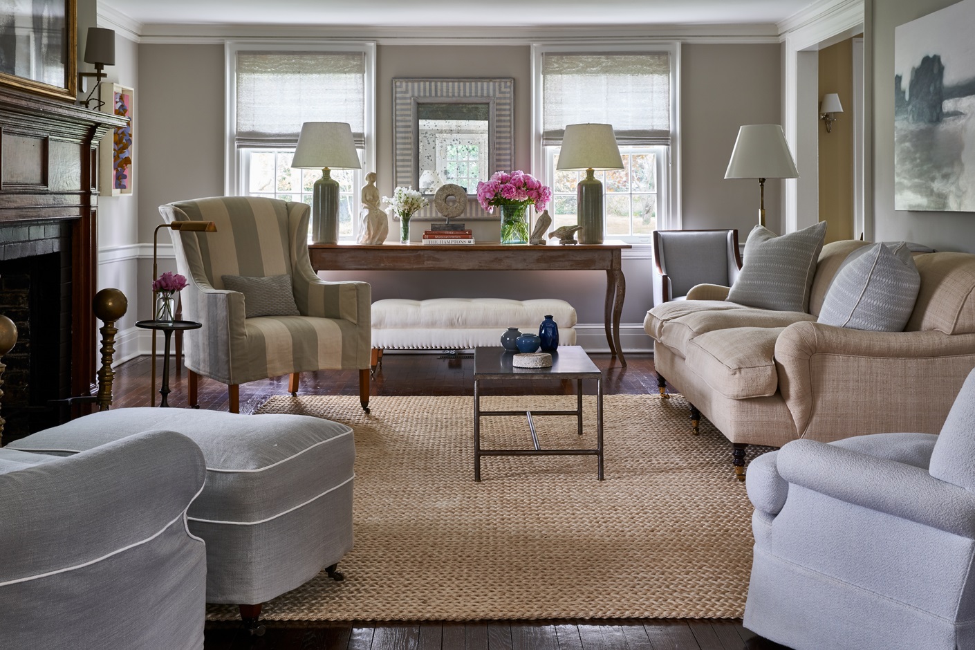 Today, we’re exploring what makes a beautiful living room, highlighting the key elements and thoughtful design choices that create a stylish and family-friendly space.  So take a few minutes, settle into your favorite sofa and reset your mind with these stunning rooms that can't help but inspire a better day. Brady Design | Marco Ricca Photography