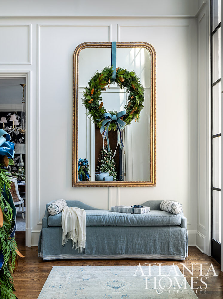 And we are taking notes from this gorgeous Courtney Decker -Christmas home tour in this month's Atlanta Homes and LifestylesArchitect: Interiors: Coutney Giles Interiors | Yong Pak, Pak Heydt & Associates,