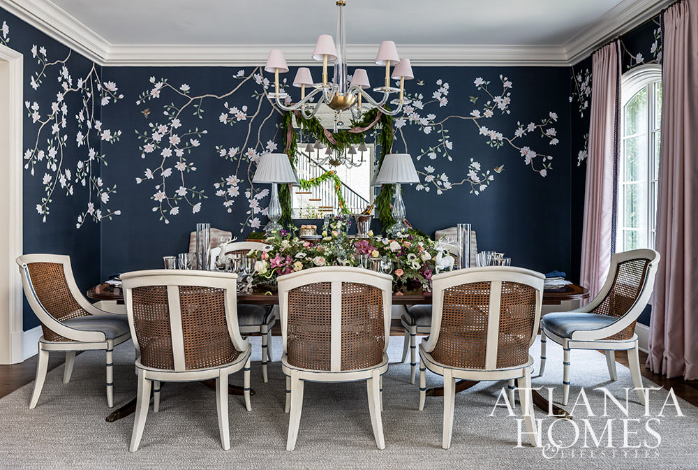 And we are taking notes from this gorgeous Courtney Decker -Christmas home tour in this month's Atlanta Homes and LifestylesArchitect: Interiors: Coutney Giles Interiors | Yong Pak, Pak Heydt & Associates,
