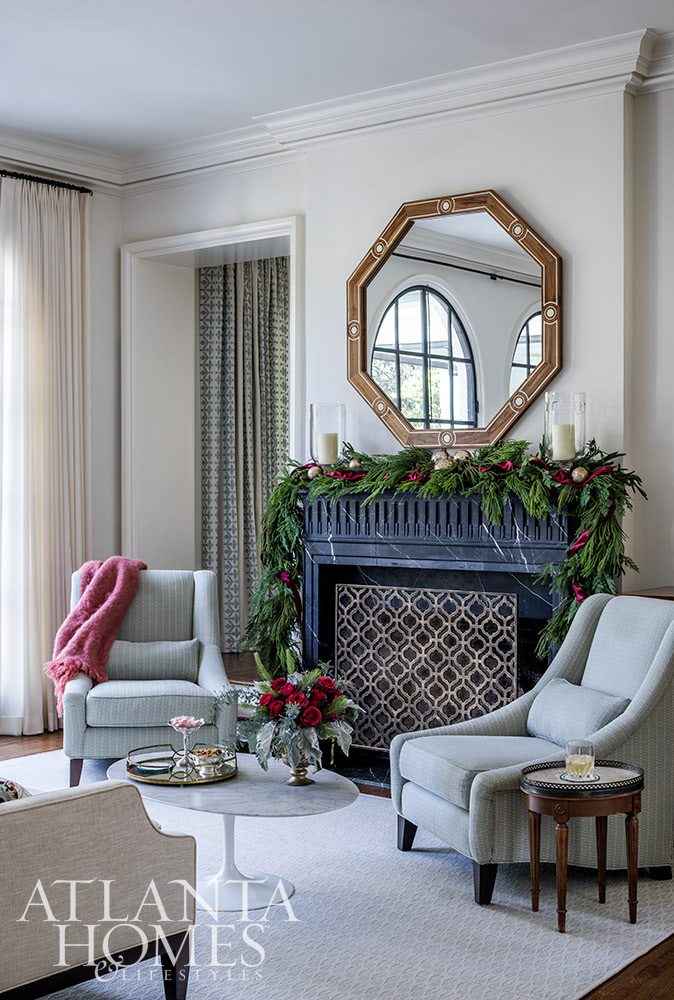 And we are taking notes from this gorgeous Courtney Decker -Christmas home tour in this month's Atlanta Homes and LifestylesArchitect: Interiors: Coutney Giles Interiors | Yong Pak, Pak Heydt & Associates,