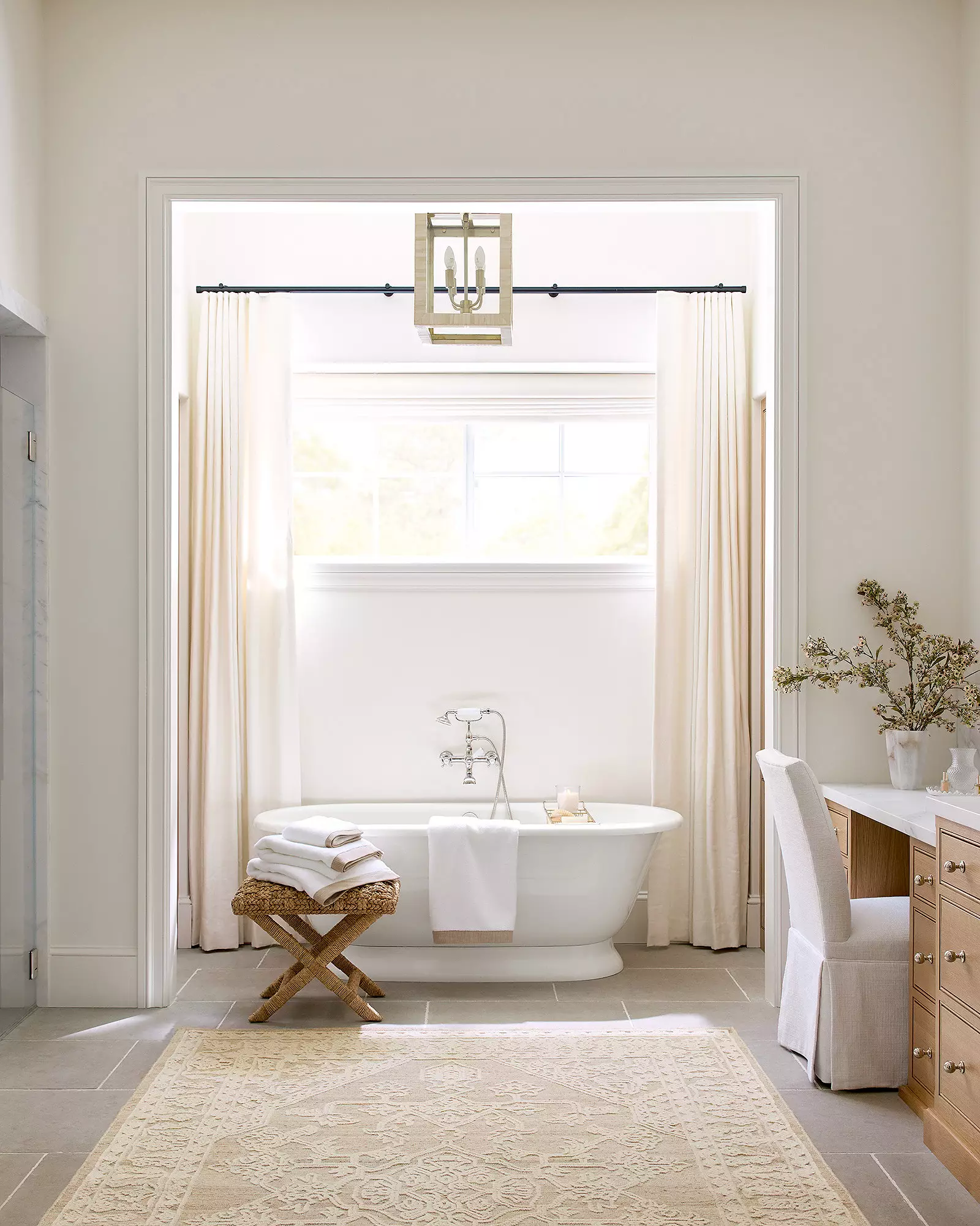 Designer’s Tips for Choosing Neutral Paint Colors