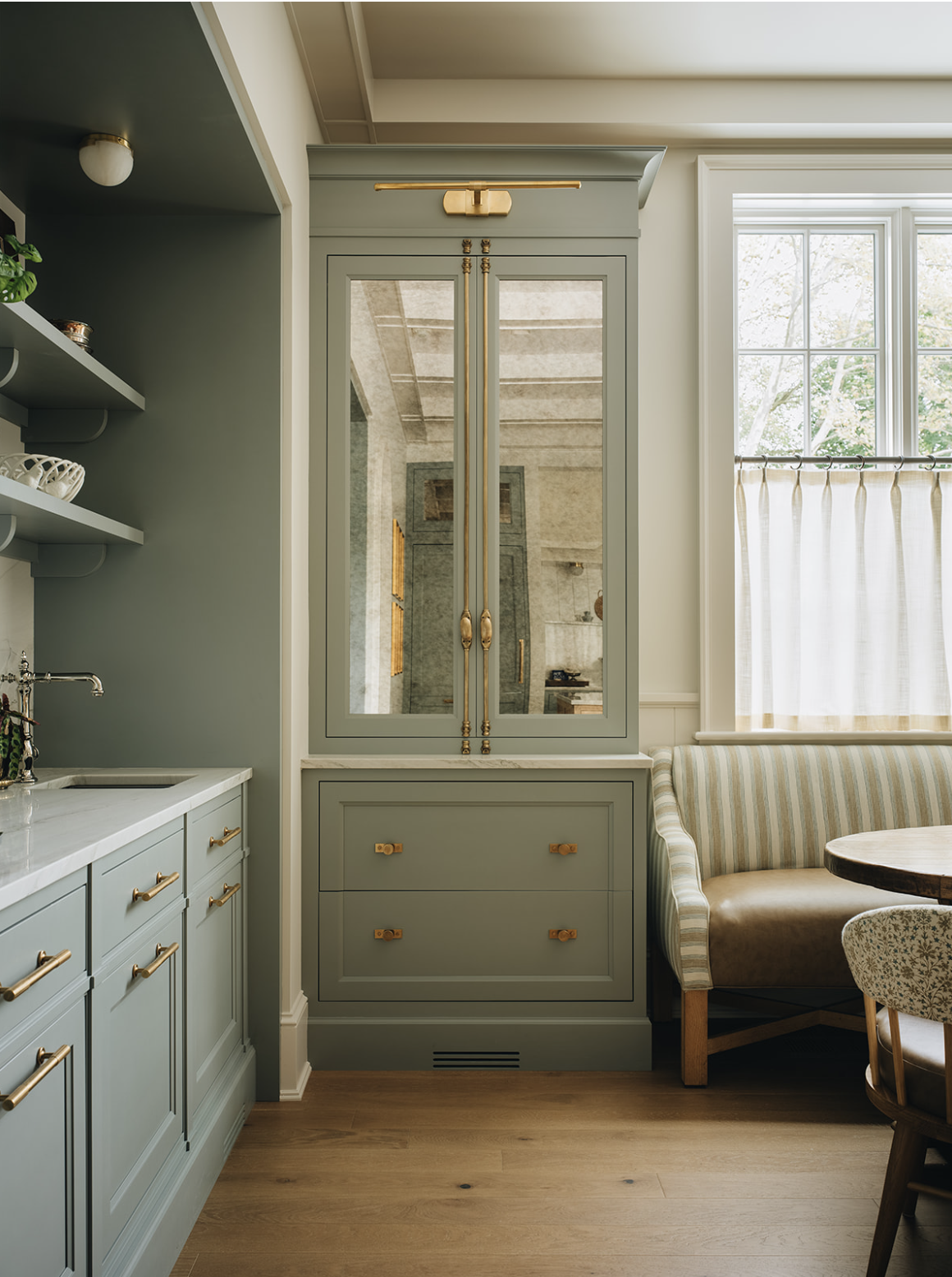 This gorgeous home with elegant interiors by Jean Stoffer Design and photographed by Stoffer Photography Interiors is the perfect combination of modern and traditional and hits all the high notes when it comes to style. So take a look around. You're welcome to stay as long as you like!