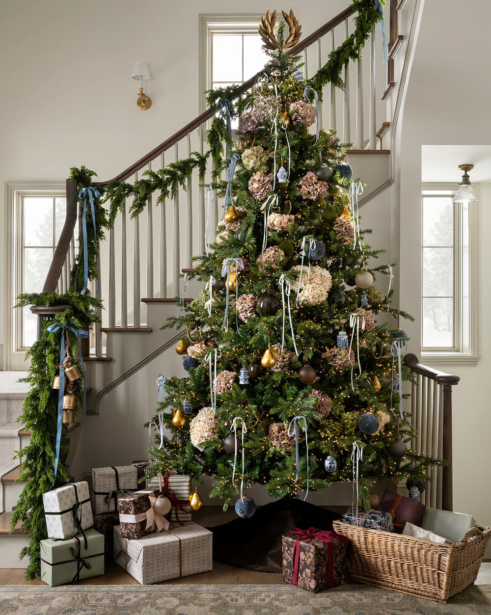 Studio Mcgee Christmas tree decorating is legendary. Take a peek at a few of our favorite designs for every room in your home!We absolutely adore the work of Studio McGee Interior Design–and husband/wife team Syd and Shea McGee.  Their work is enviable to say the very least, and their Christmas decorating is no exception. Click here to learn their tips for decorating the perfect Christmas tree and let us know which design is your favorite!