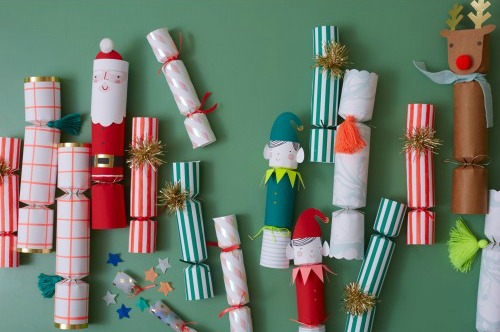 Party Crackers for Christmas tradition - Party Poppers