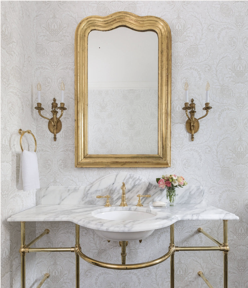 We are so excited to share the beautiful interiors of Marianne Simon Design. From colorful kitchens to details that wow, we love every space.