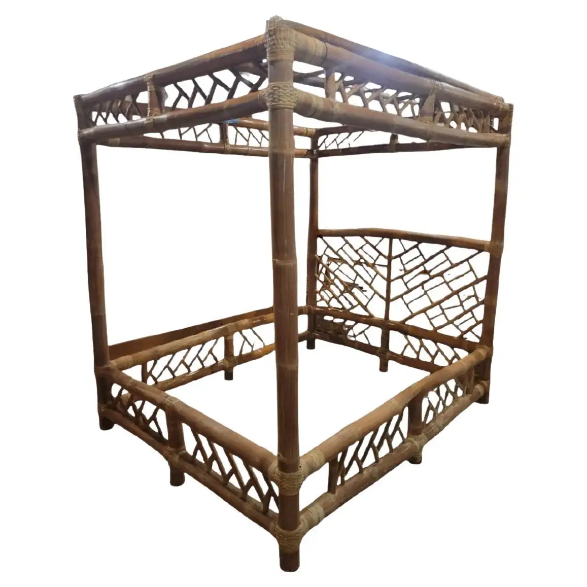 Vintage Bamboo Beds - 1st dibs - perfect in charming farmhouse