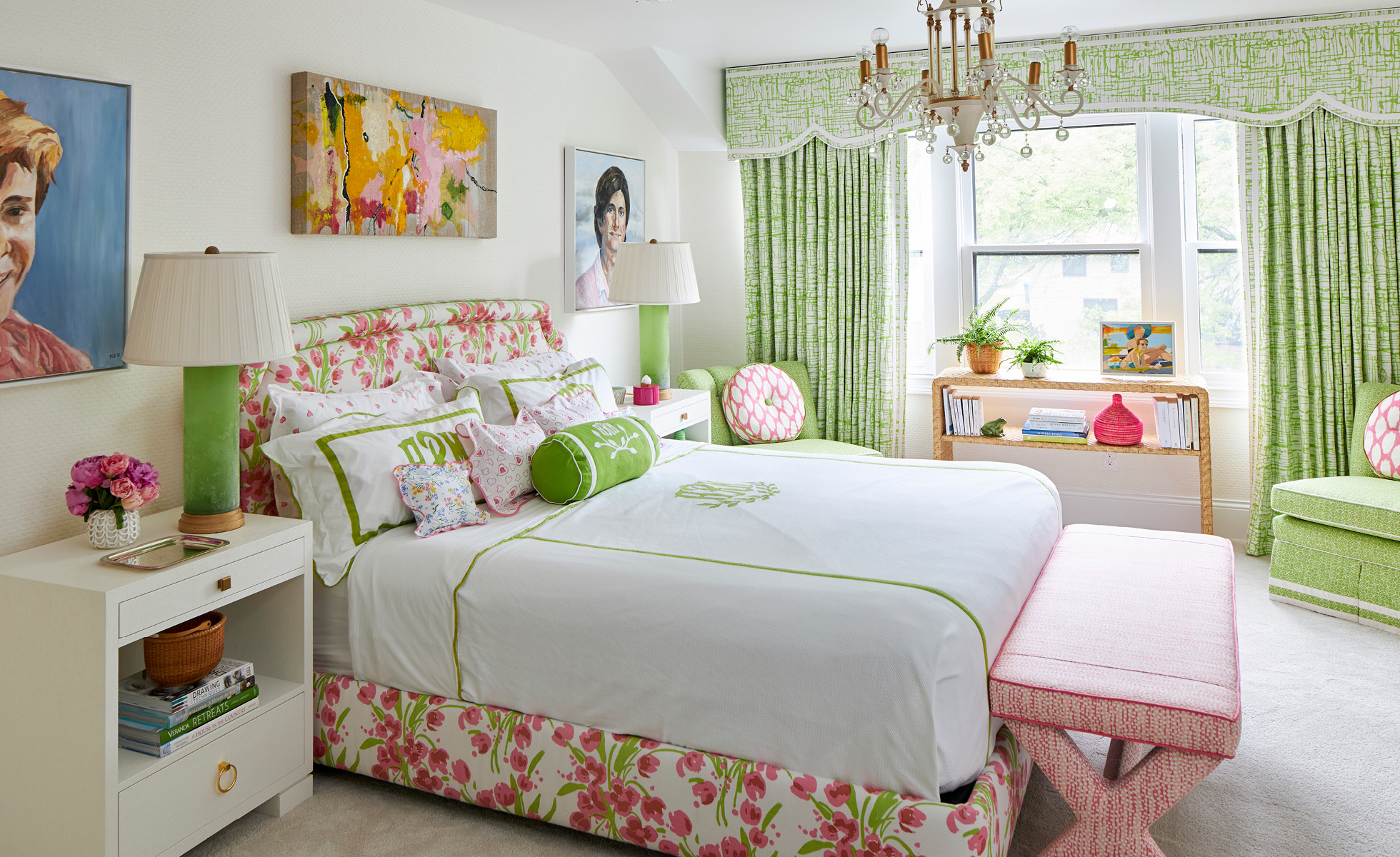 Warm, inviting, and completely livable, we adore this Amanda Reynal designed home, beautifully photographed by Adam Albright! Step inside and then take another peek so you don't miss a single detail! Pink and green bedroom - yes, please