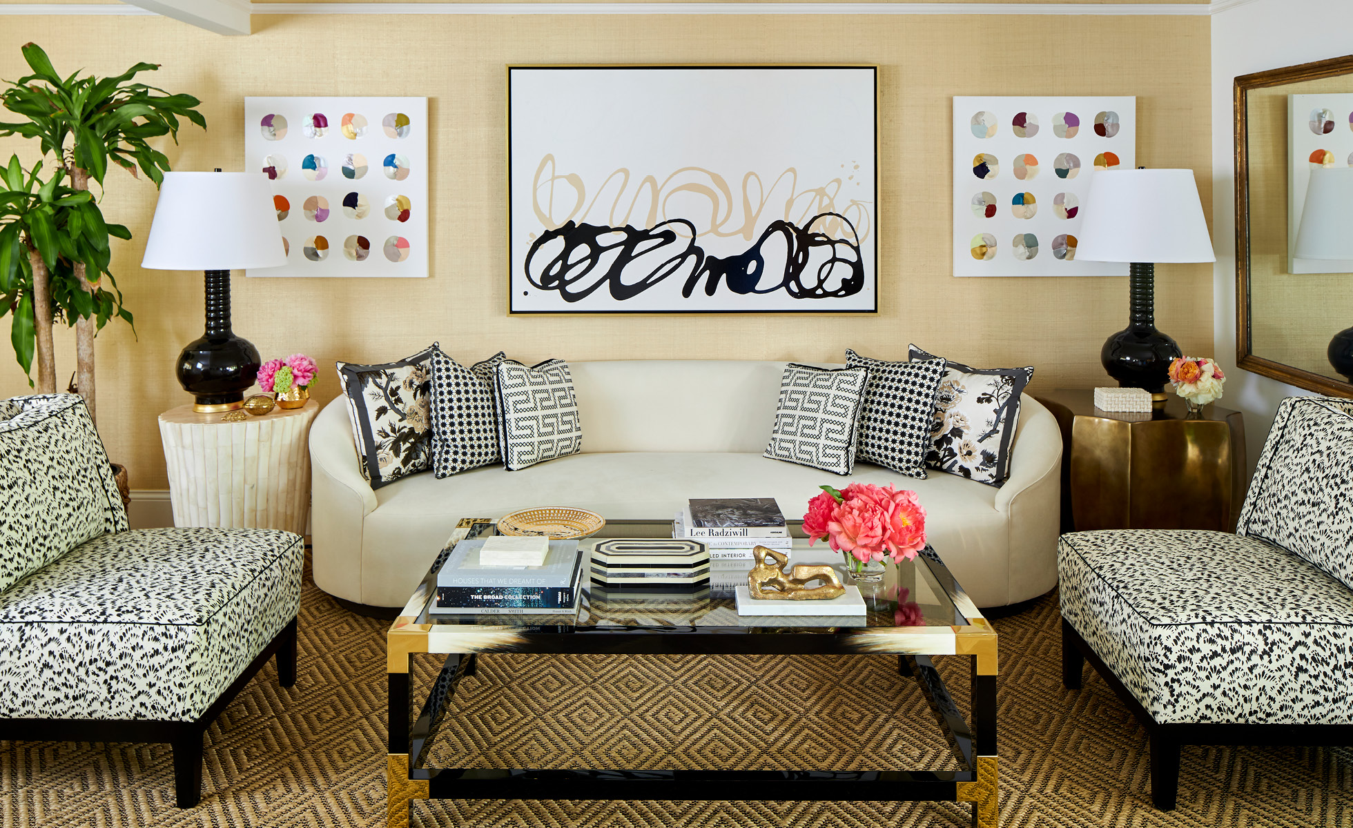 Step inside this warm and inviting home designed by Amanda Reynal, and then take another peek so you don't miss a single detail! - Adam Albright PHotography - love the neutral interiors accented by the Schumacher acanthus leaf wallpaper